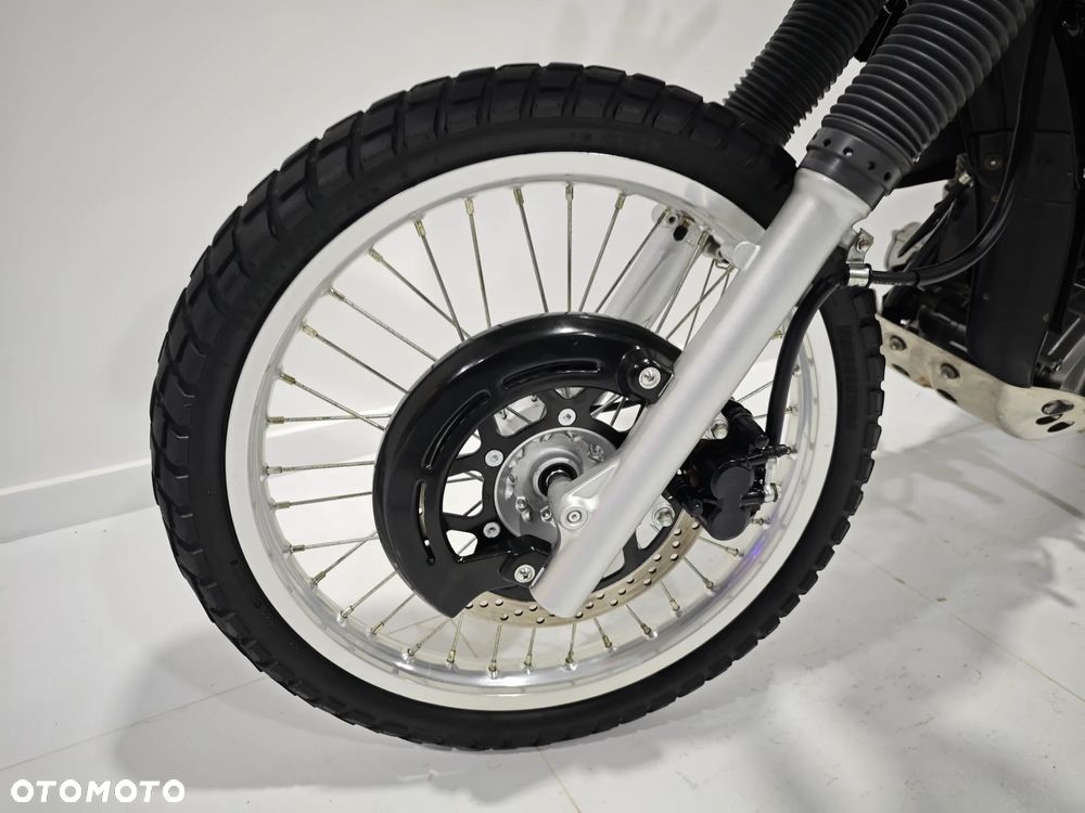Suzuki DR - 26