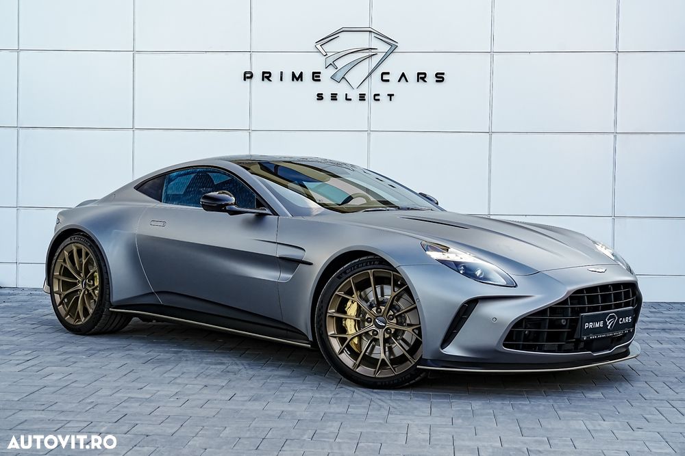 Aston Martin V8 Vantage - 21