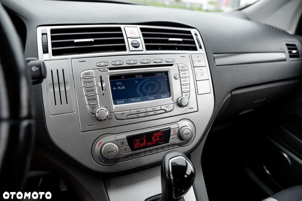 Ford Kuga 2.5 4x4 Titanium - 31