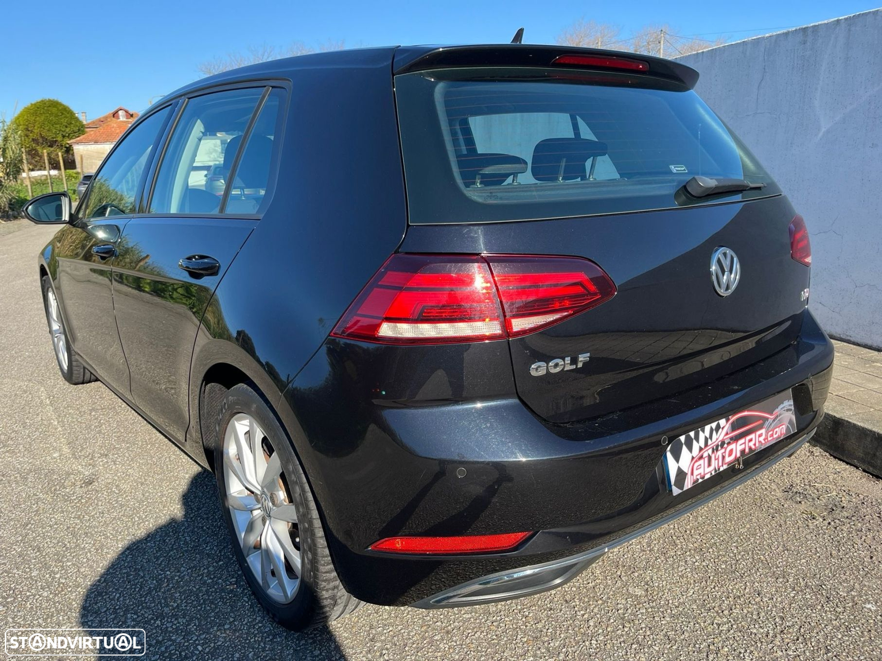 VW Golf 1.6 TDI R-Line DSG - 6