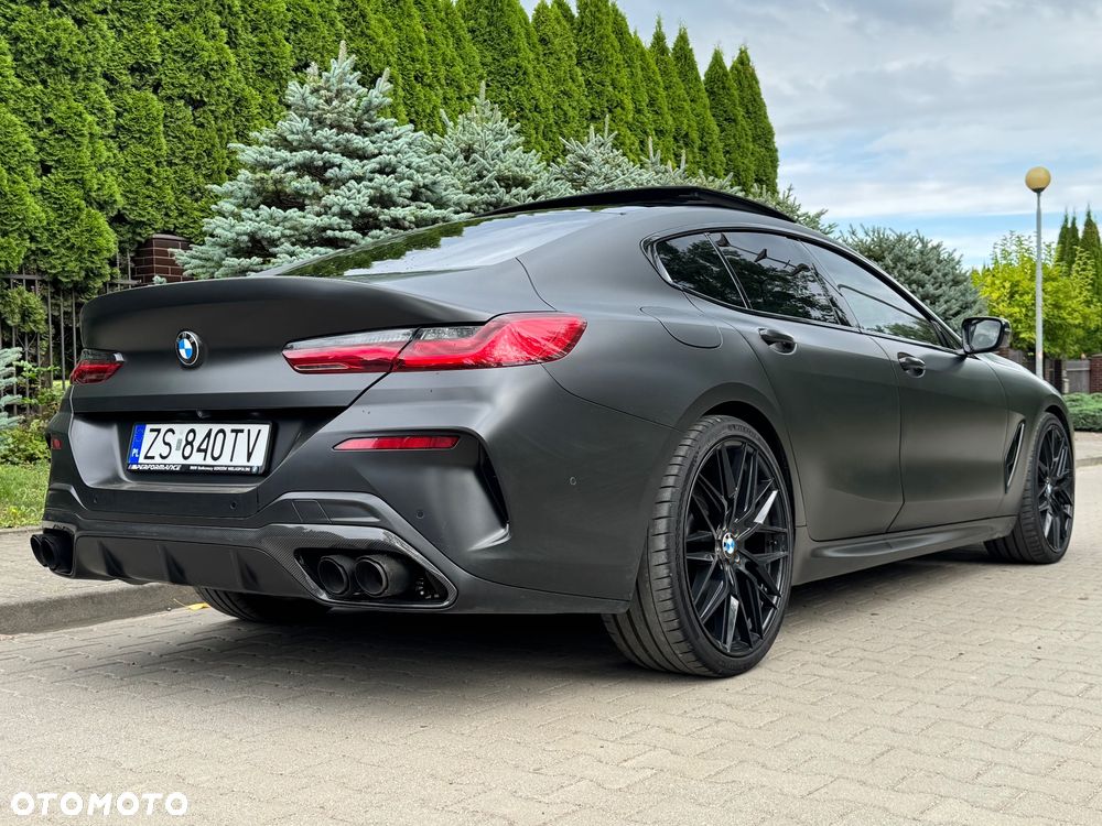 BMW Seria 8 - 31