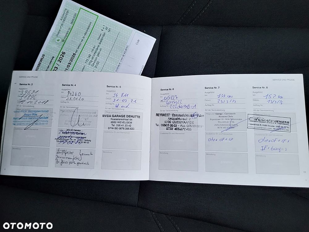 Volvo V40 T2 Momentum - 37