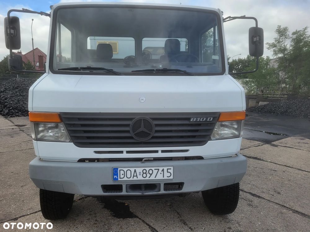 Mercedes-Benz 810D - 21