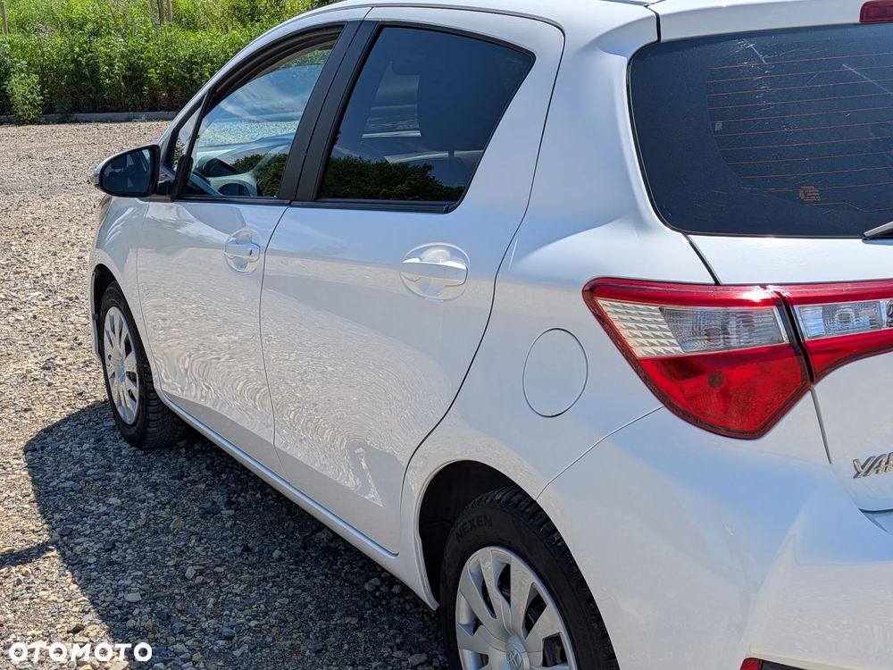 Toyota Yaris 1.5 Premium - 12