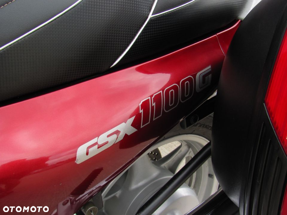 Suzuki GSX - 23