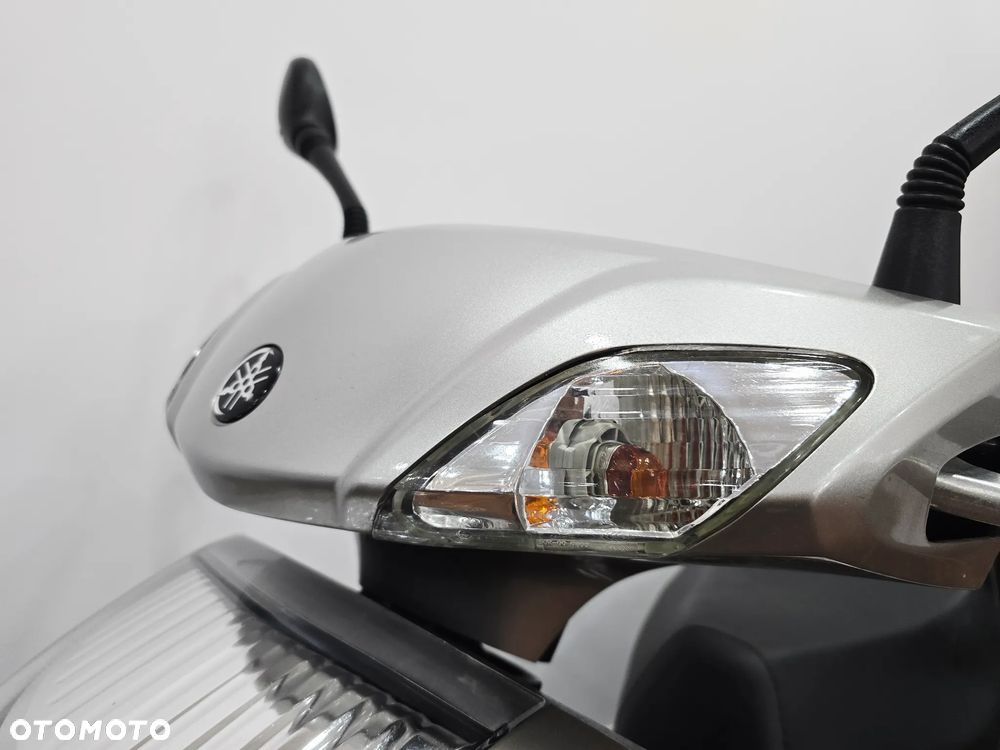 Yamaha Inny - 24