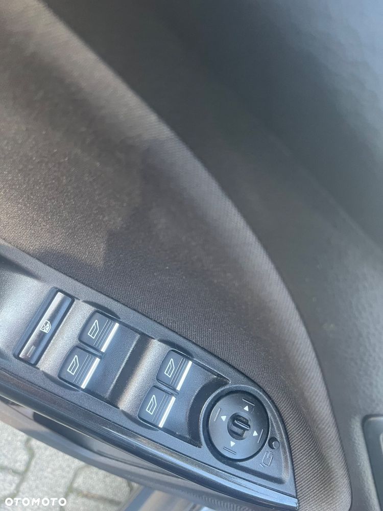 Ford Focus 1.5 EcoBoost STart-Stopp-System TITANIUM - 10