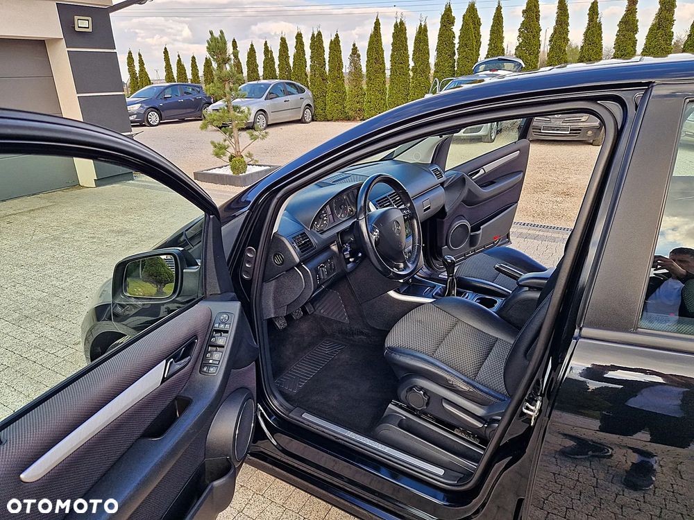 Mercedes-Benz Klasa A 150 Avantgarde Edition 10 - 18