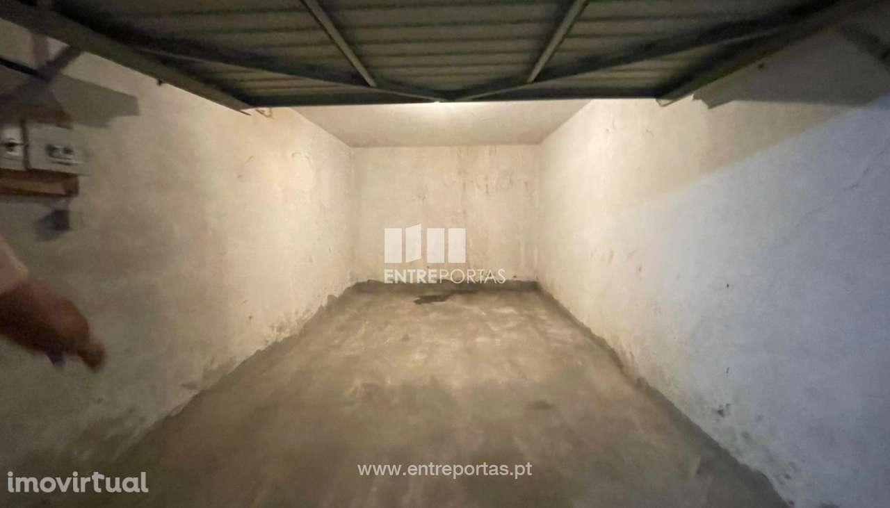 Venda de Garagem fechada, Meadela, Viana do Castelo - Grande imagem: 5/30