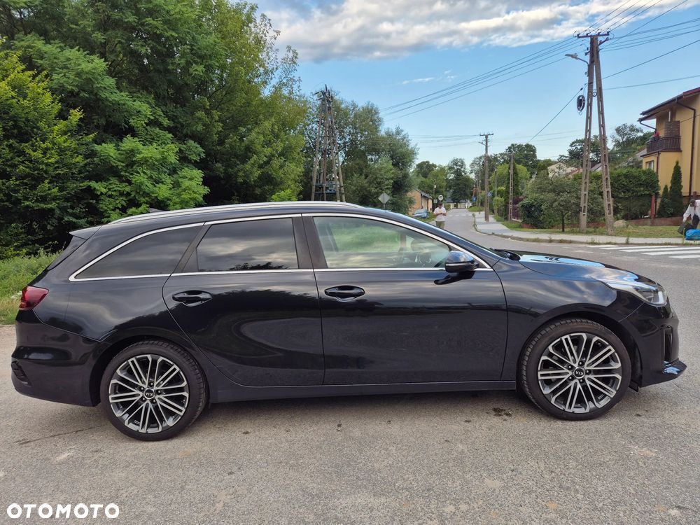Kia Ceed 1.6 CRDi DCT GT Line - 17