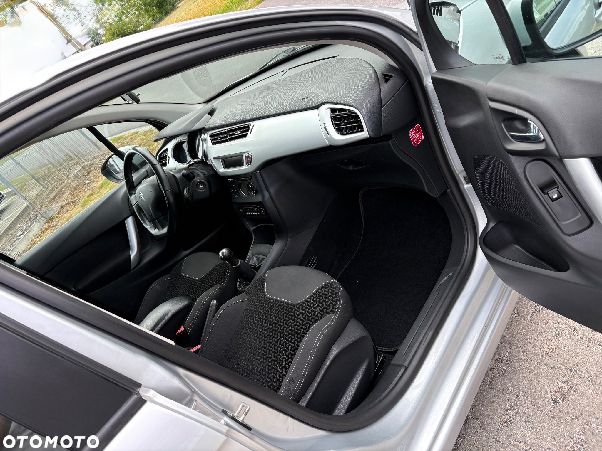 Citroën C3 1.6 HDi Impress Luxe - 19