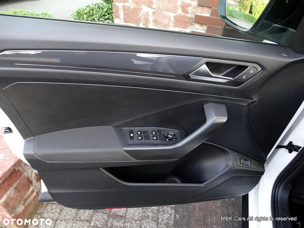 Volkswagen T-Roc 1.5 TSI ACT OPF Style - 22
