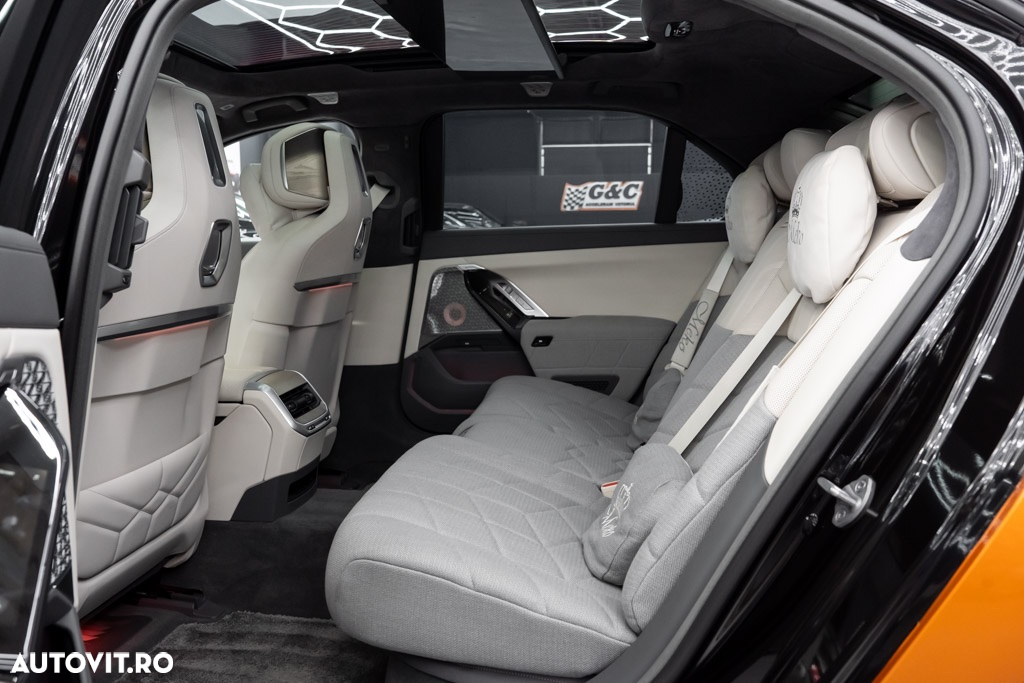 BMW Seria 7 740d xDrive - 17