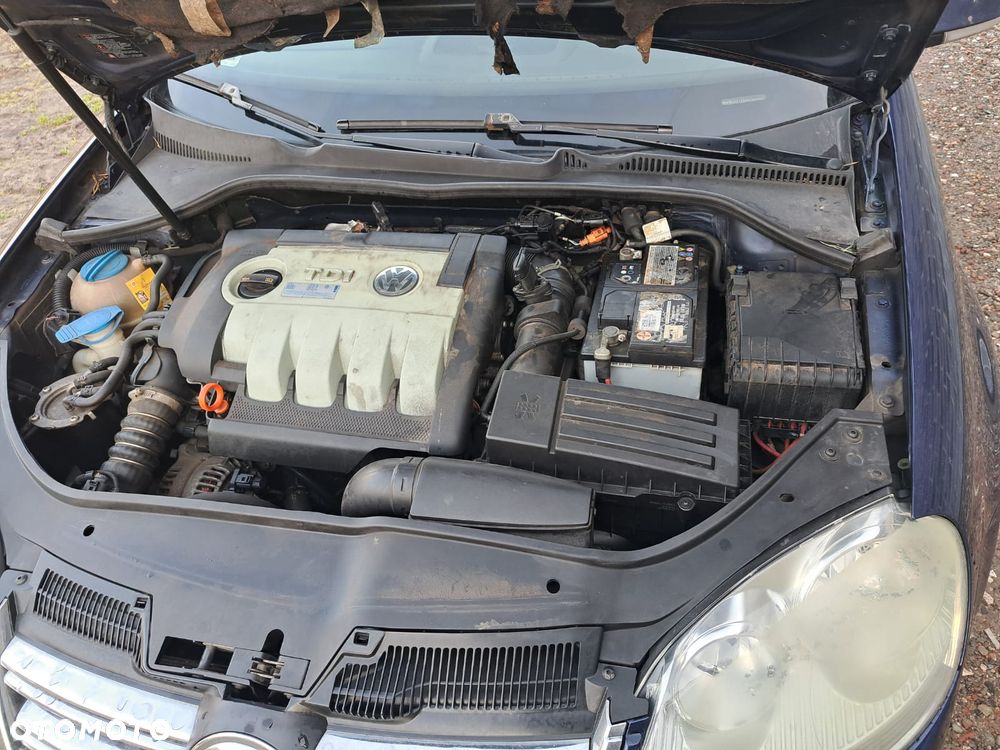 Volkswagen Jetta 1.9 TDI Trendline - 5