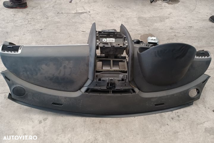 Kit airbag cu plansa de bord Peugeot 407 1  [din 2004 pana  2010] seria Sedan 2.0 HDi AT (136 hp) - 2