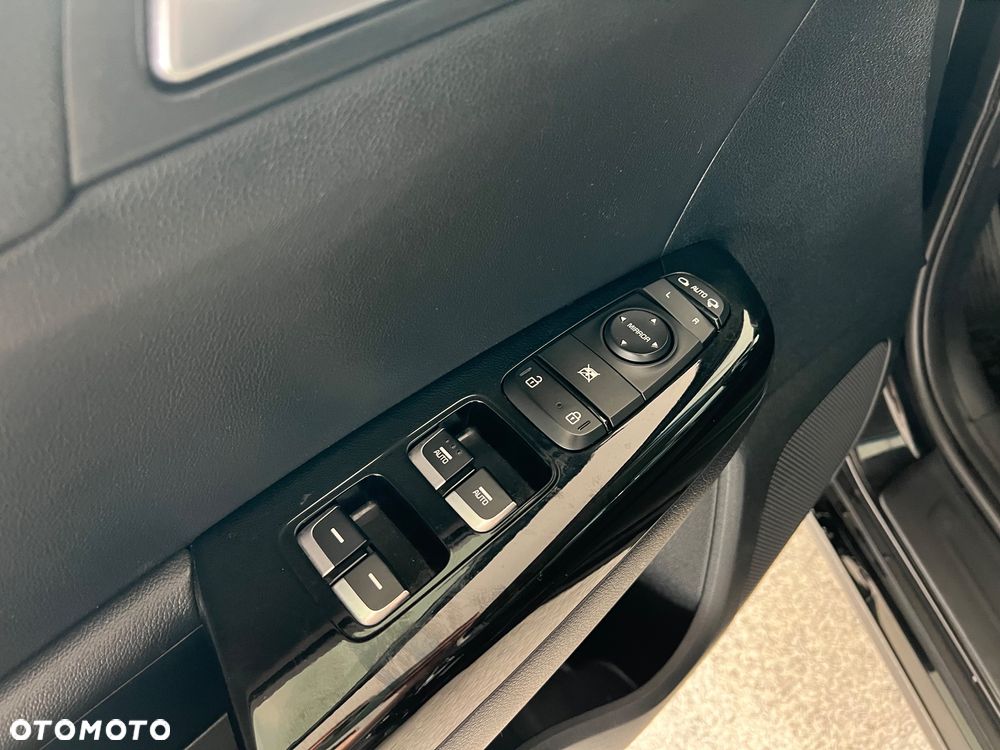 Kia Sportage 1.6 CRDI MHEV Black Edition Plus 4WD - 22