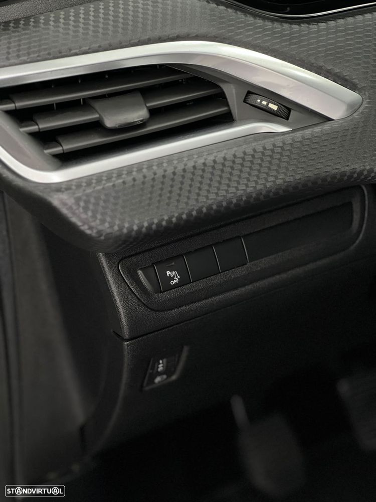 Peugeot 208 1.2 PureTech Style - 13