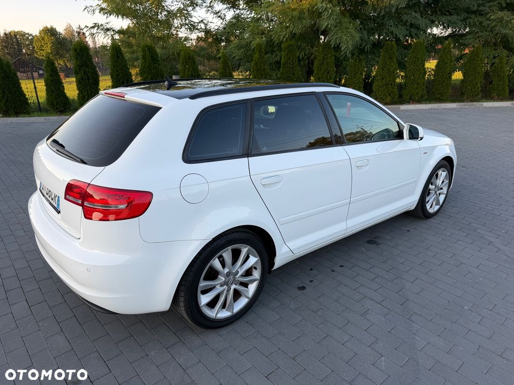 Audi A3 Sportback - 4