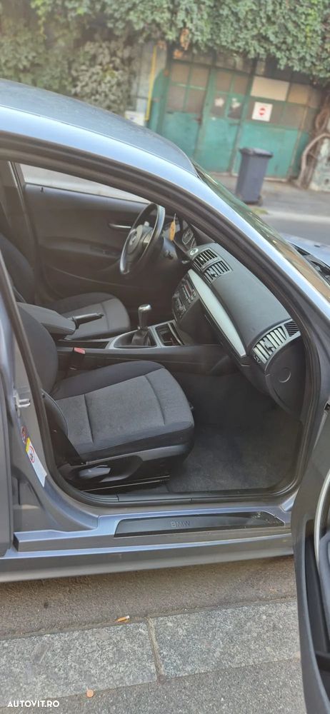 BMW Seria 1 116i - 8