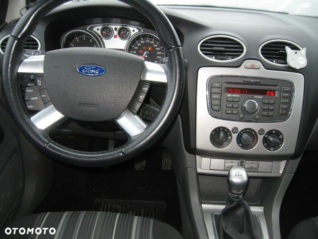 Ford Focus 1.6 Gold X EU5 - 13