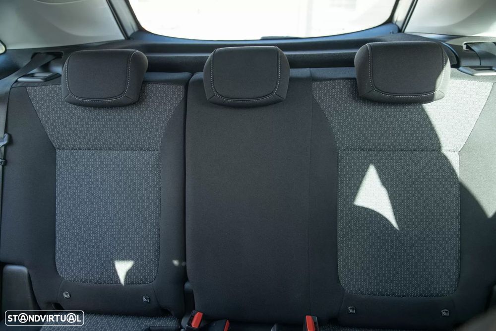 Opel Crossland 1.2 Business Edition - 19