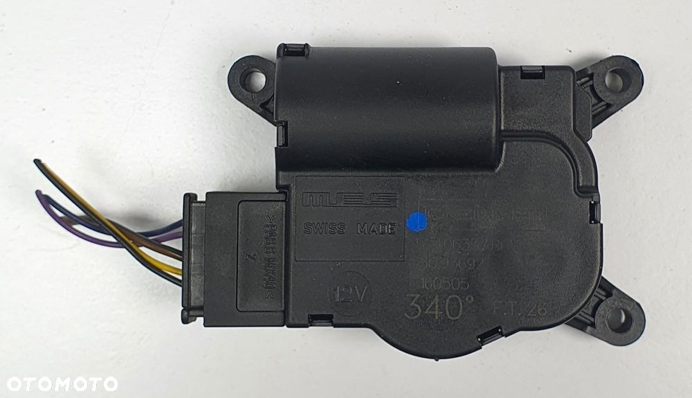 SILNICZEK NAGRZEWNICY KLAP NAWIEWU OPEL ASTRA III H 52406337 - 1