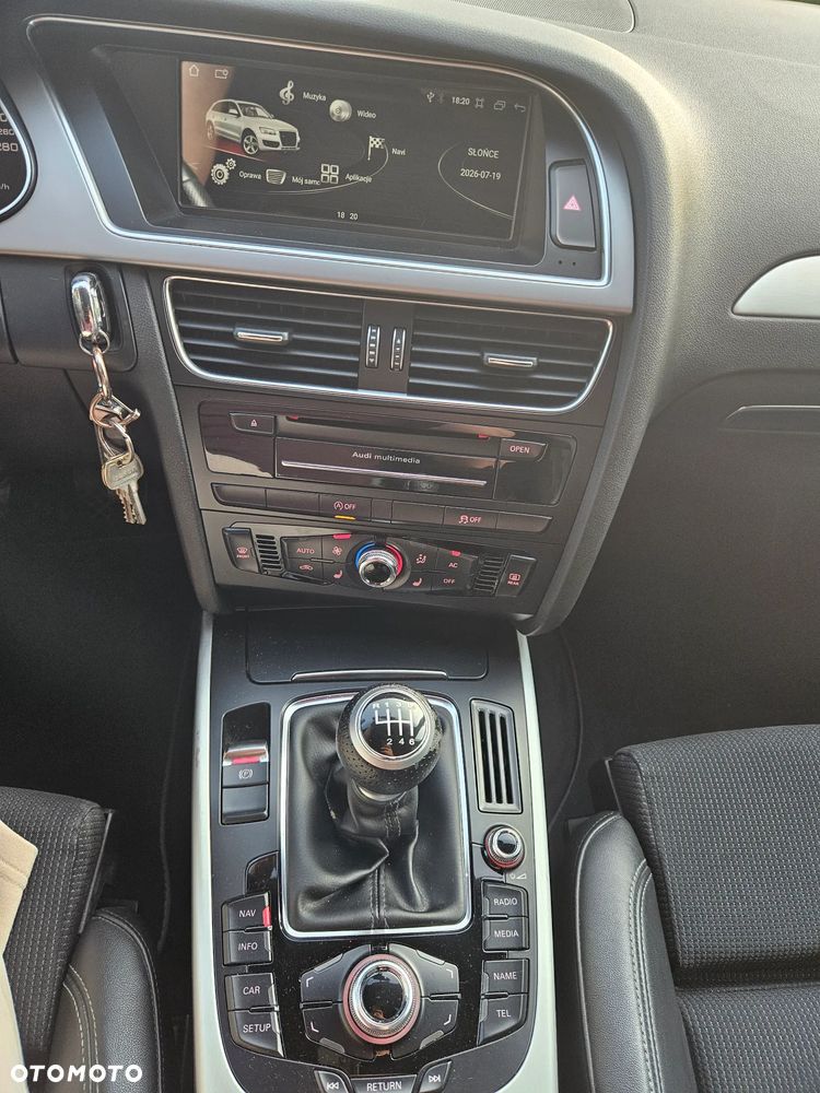 Audi A4 Avant - 14