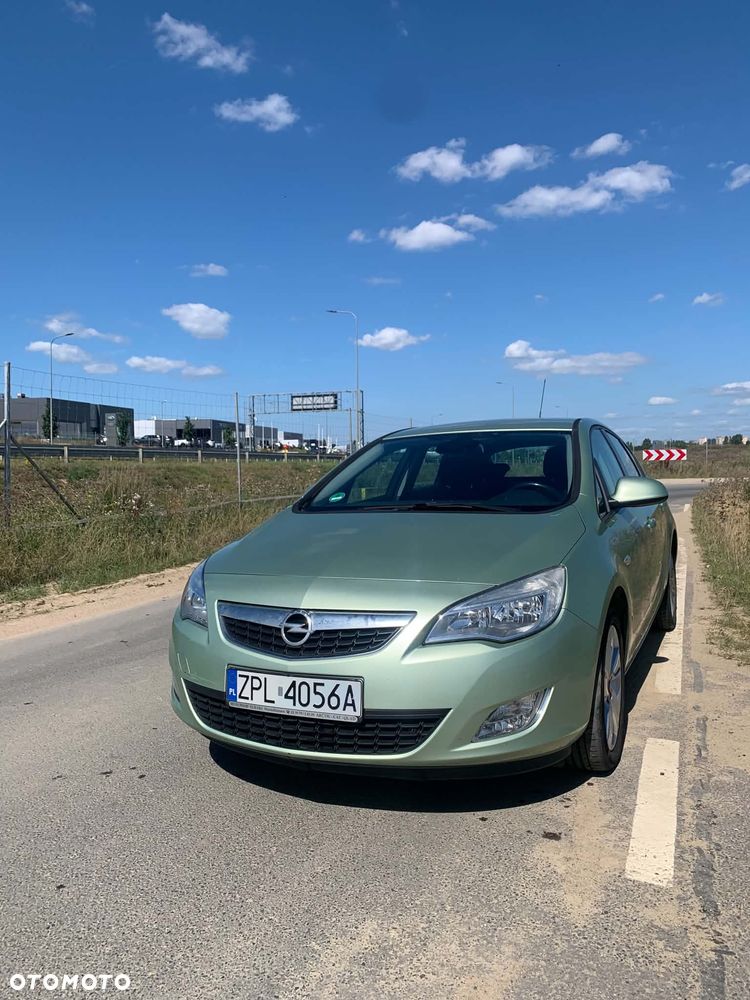 Opel Astra 1.4 T Cosmo EU6 - 3
