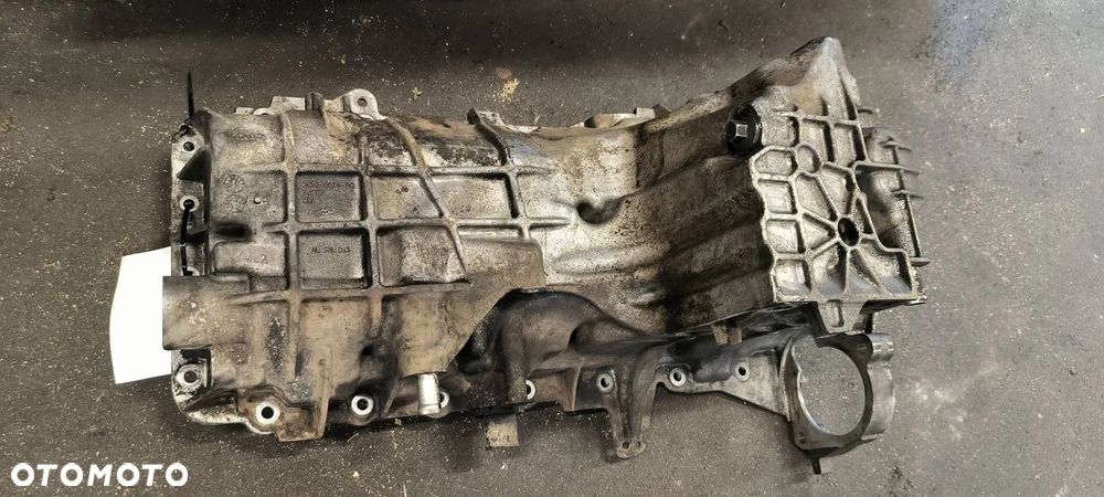 CK5Q6676BC Land Rover Range Rover L405 4.4 D automat 2014 Miska olejowa - 5