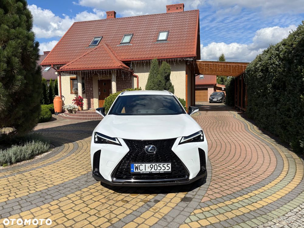 Lexus UX - 2