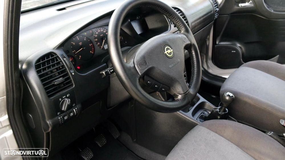 Opel Zafira 2.0 DTi Elegance - 5