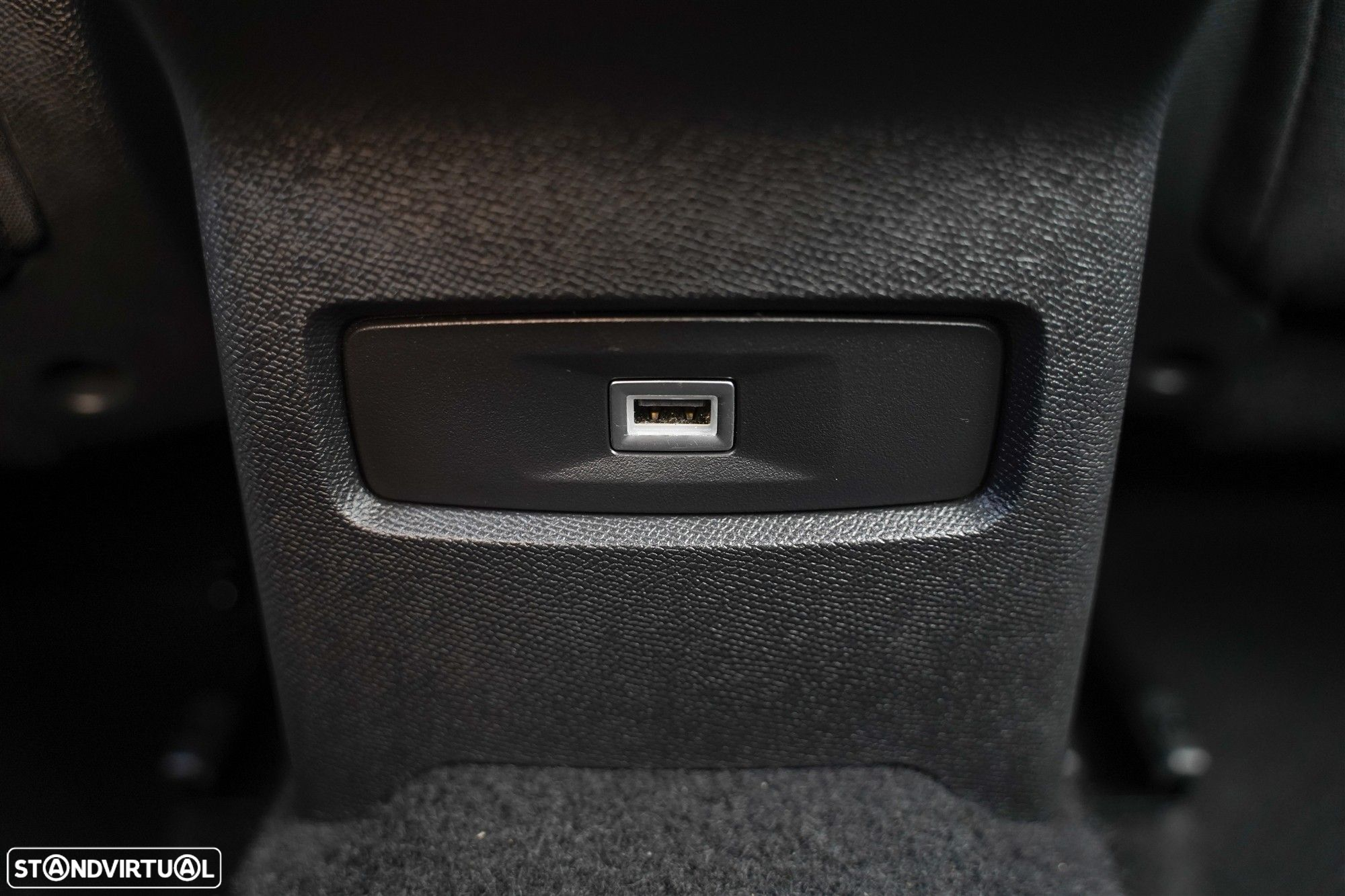 Citroën C4 X 1.2 PureTech Feel Pack EAT8 - 17