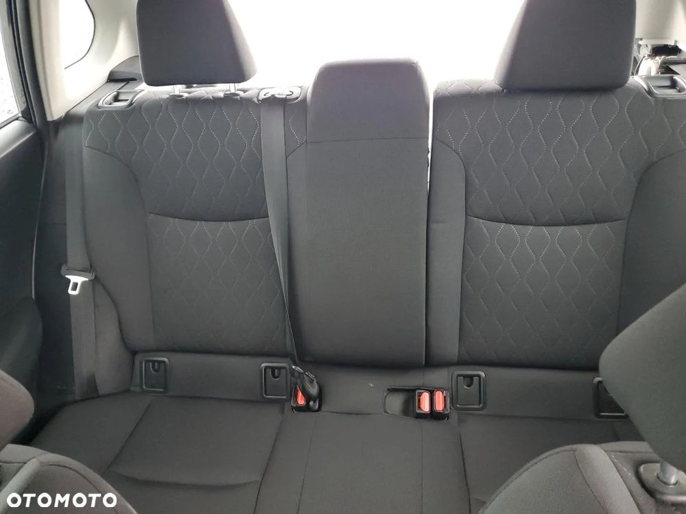 Toyota Corolla Cross - 11