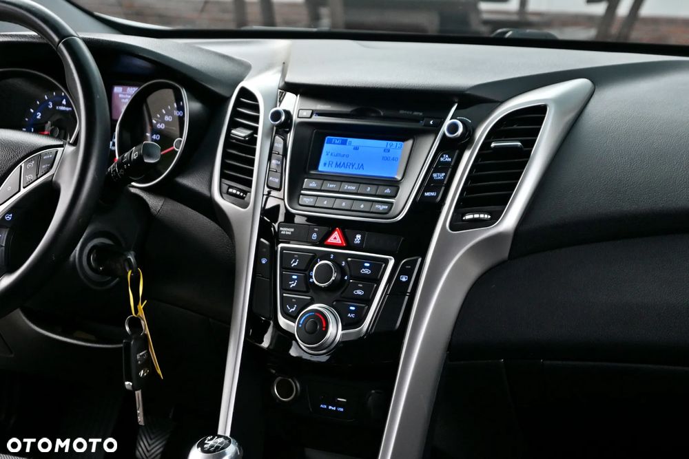 Hyundai i30 1.4 BlueDrive Comfort - 23