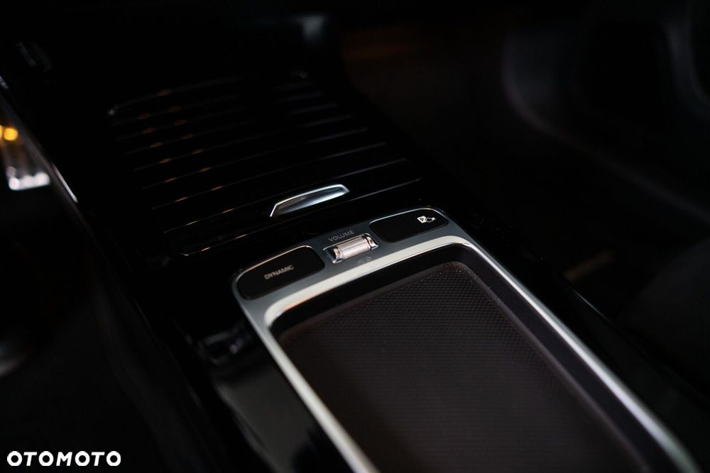 Mercedes-Benz Klasa A 250 e PHEV AMG Line 8G-DCT - 16