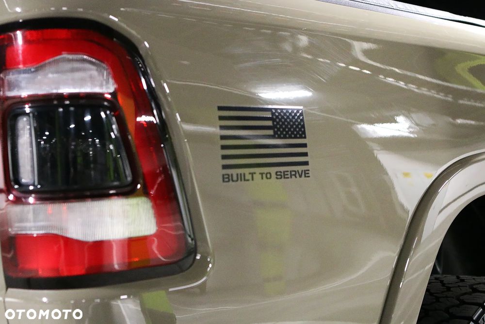 RAM 1500 5.7 Crew Cab Limited - 12