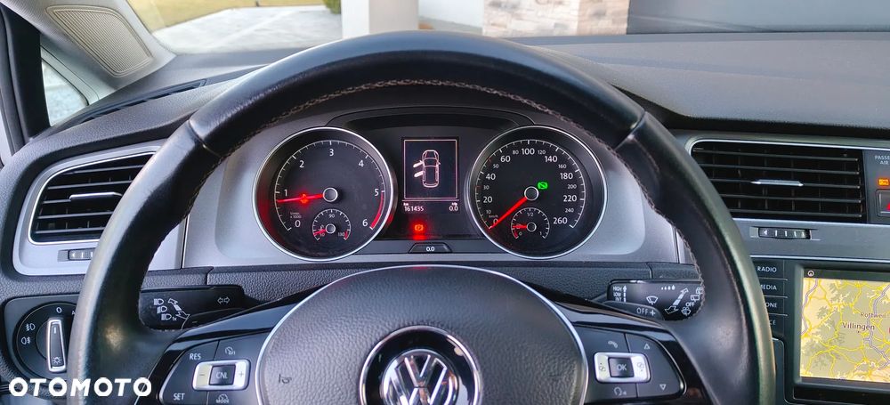 Volkswagen Golf 1.6 TDI BlueMotion Technology DSG Lounge - 23
