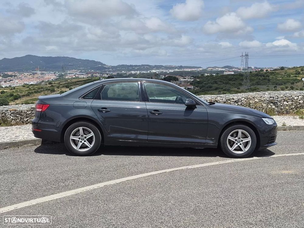 Audi A4 2.0 TDI Advance - 24