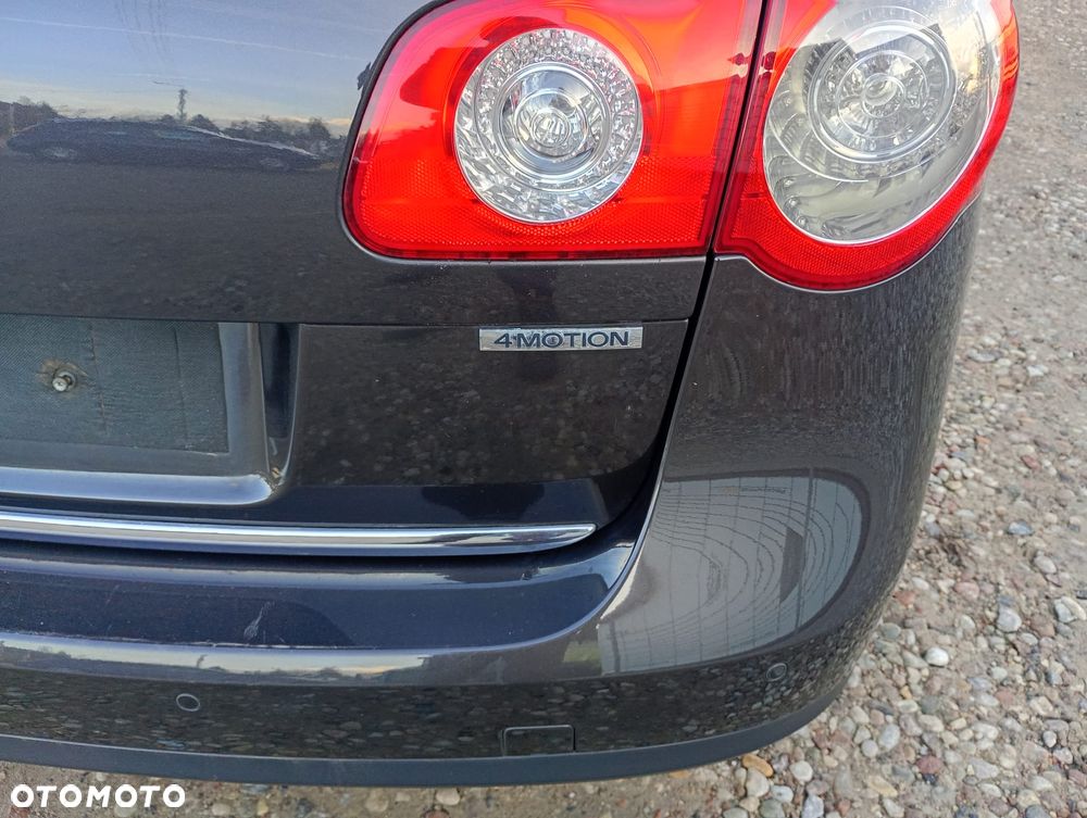 Volkswagen Passat 2.0 TDI 4Motion Highline - 40