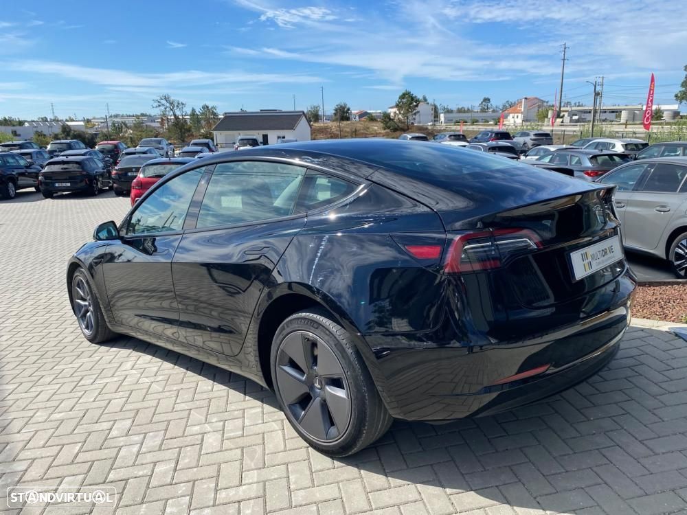 Tesla Model 3 2023 photo 4
