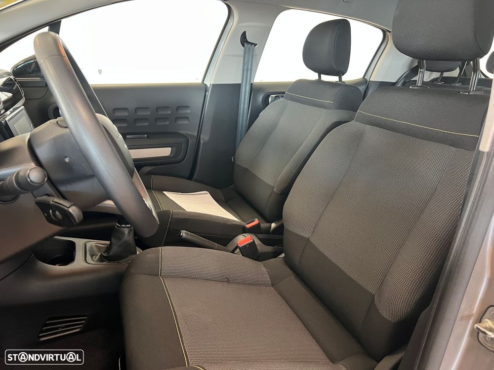 Jeep Avenger 1.2 GSE T3 Altitude - 32