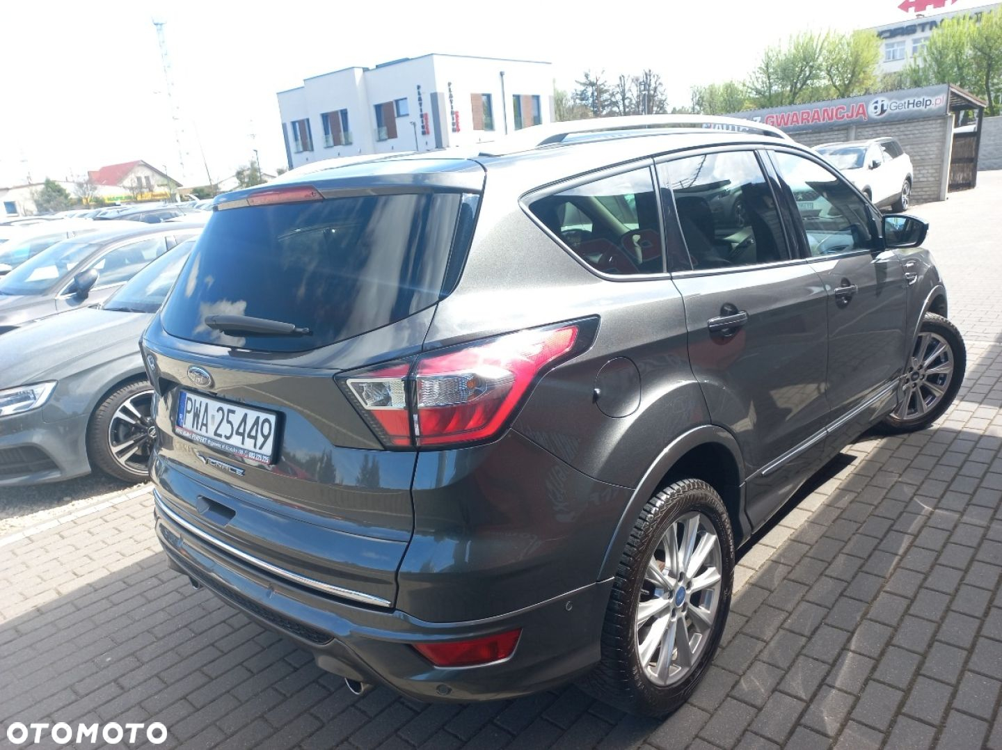 Ford Kuga - 8