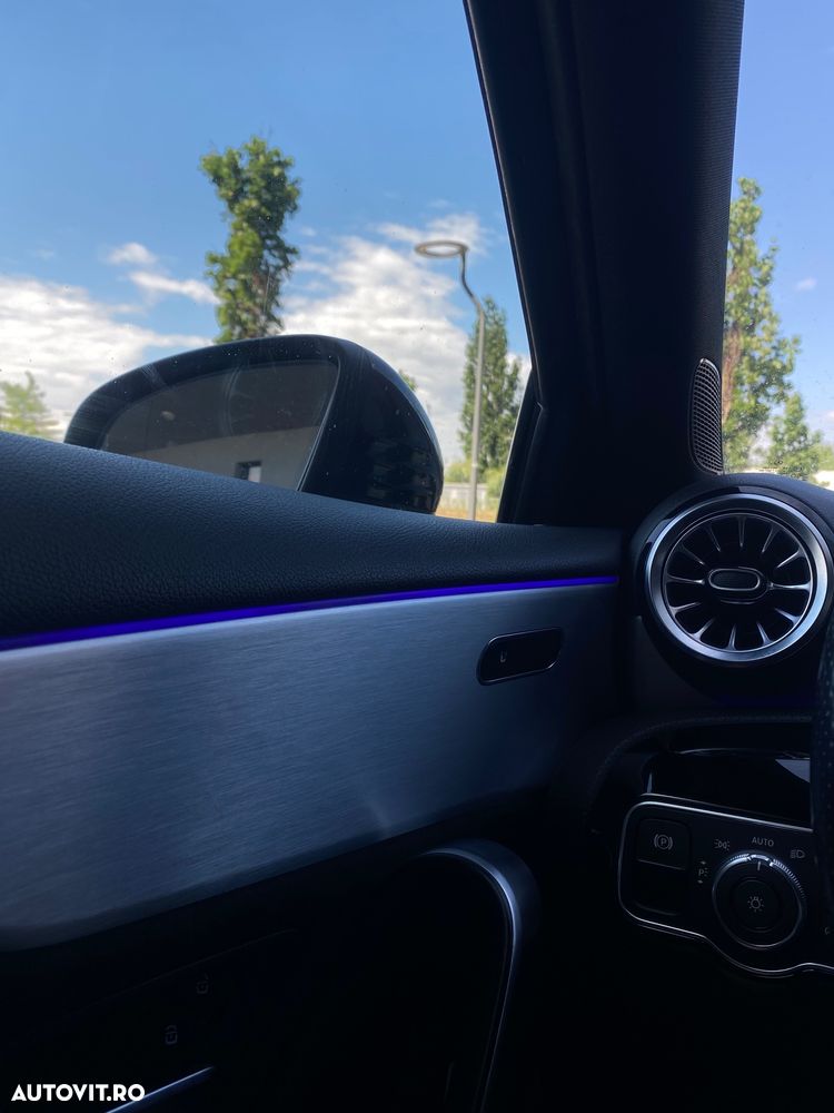 Mercedes-Benz A 180 7G-DCT AMG Line Advanced Plus - 15