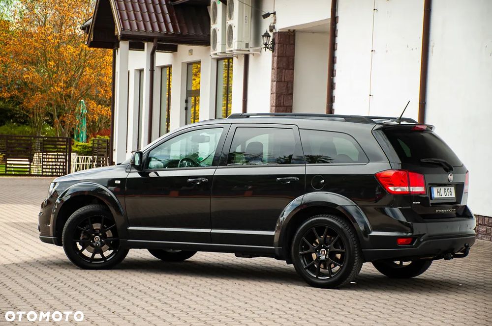 Fiat Freemont 2.0 Multijet Black Code AWD - 17