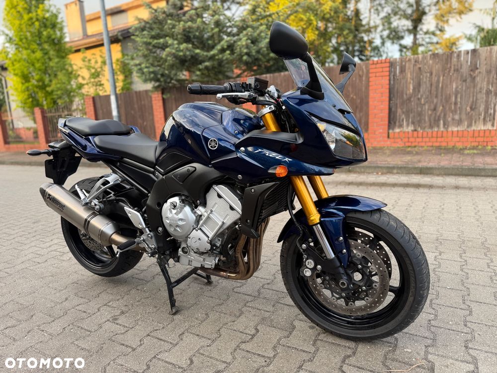 Yamaha FZS - 1