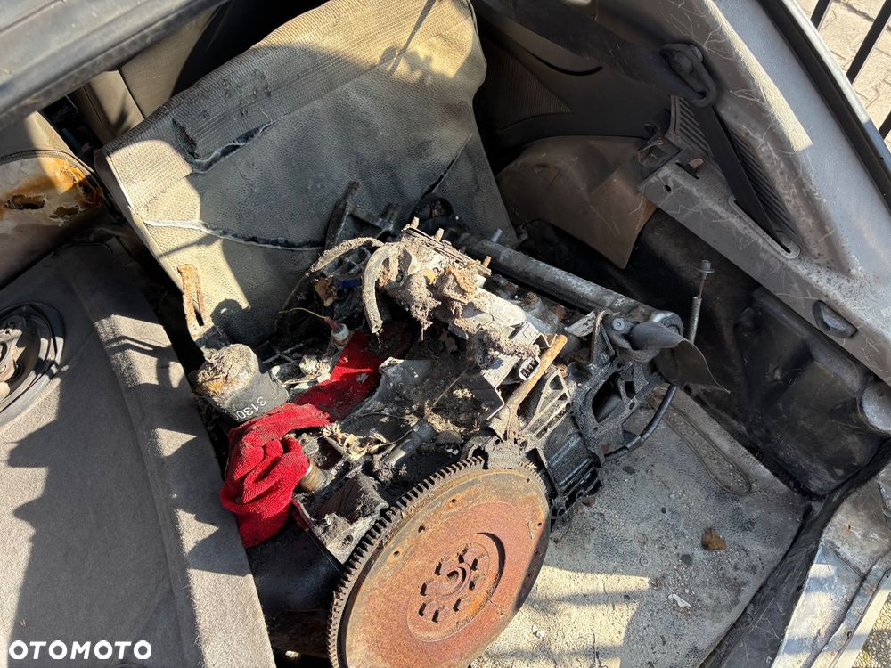 Peugeot 205 - 8