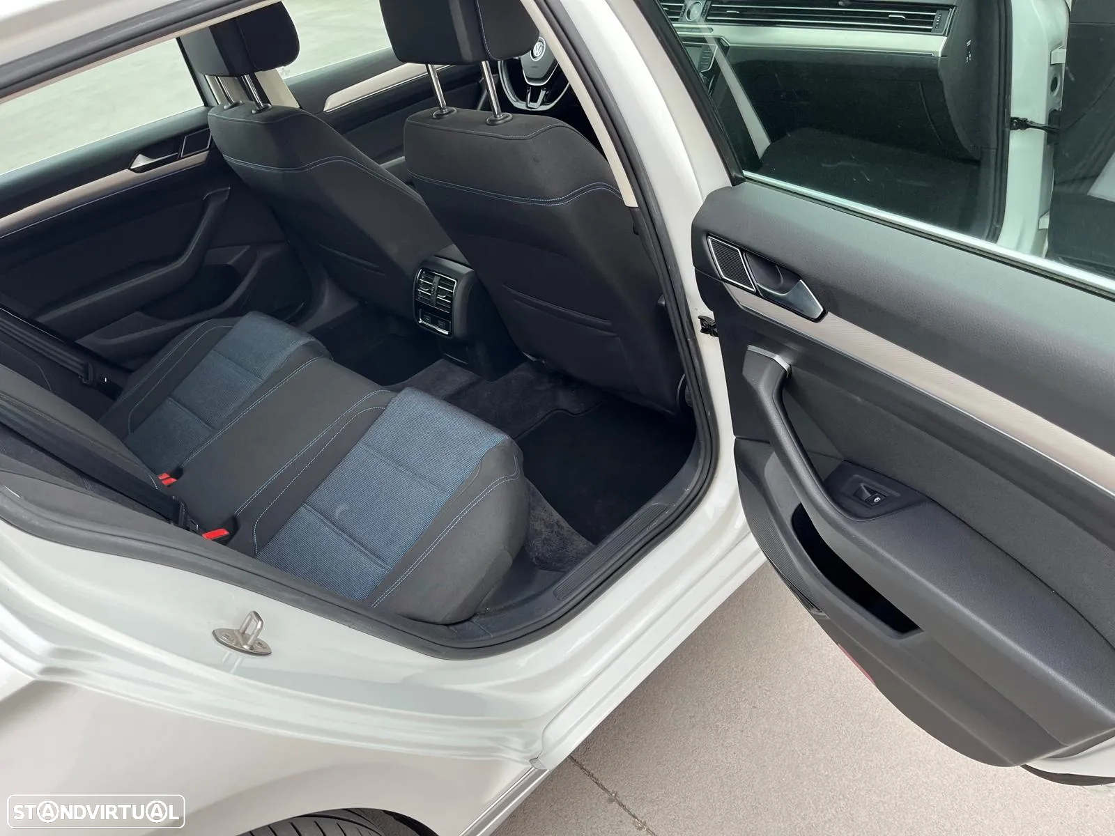 VW Passat 1.4 TSI Plug-In-Hybrid DSG GTE - 8