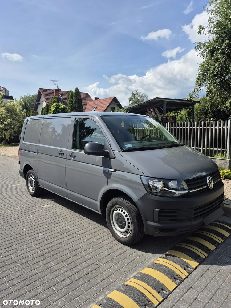 Volkswagen Transporter - 9