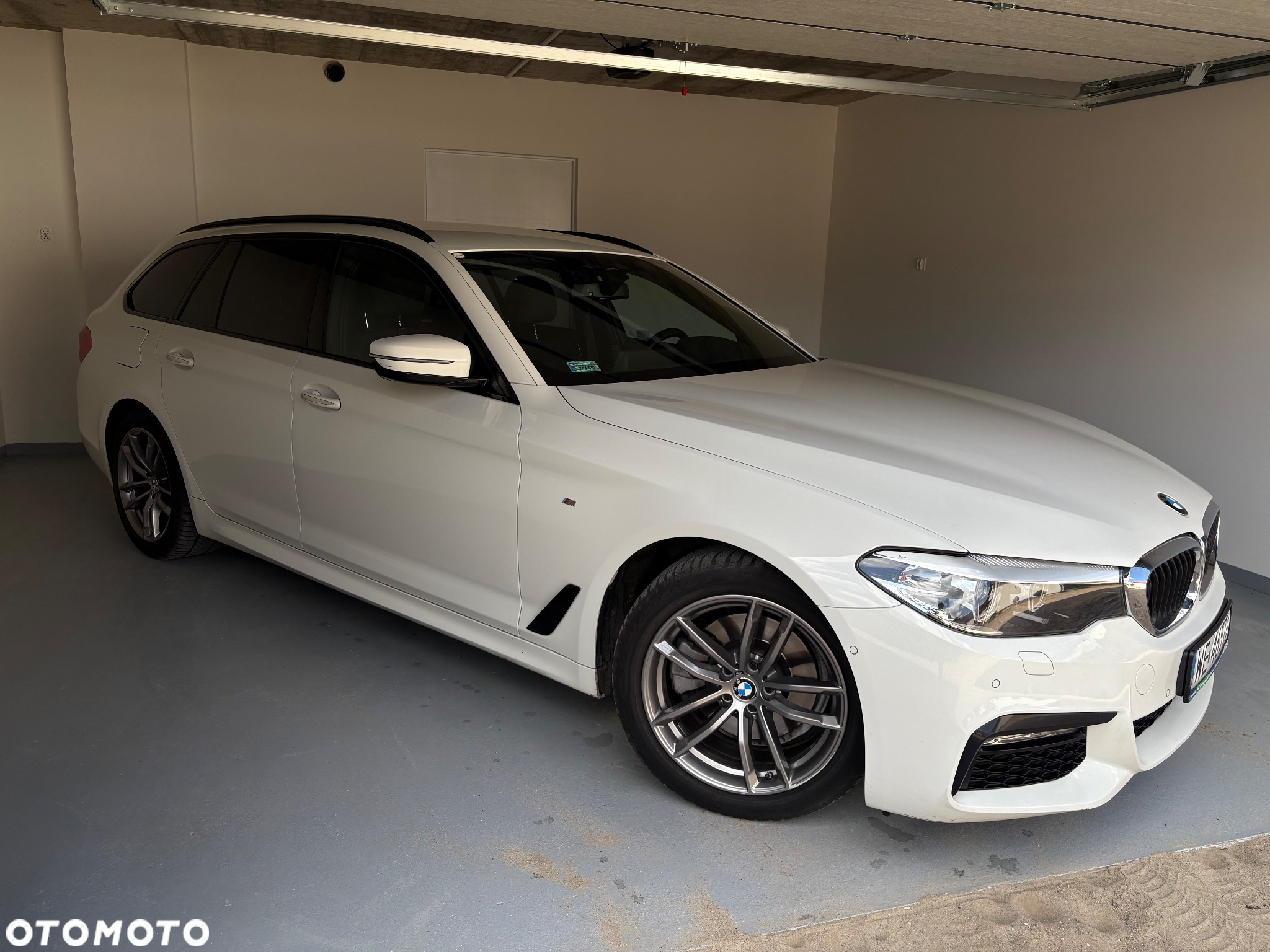 BMW Seria 5 520d xDrive M Sport sport - 2