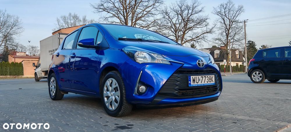 Toyota Yaris 1.5 Premium CVT - 2